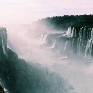 Jour 309 : Les chutes d’Iguazu côté argentin 💚 et une bonne soirée avec Kévin et Titia 🍻